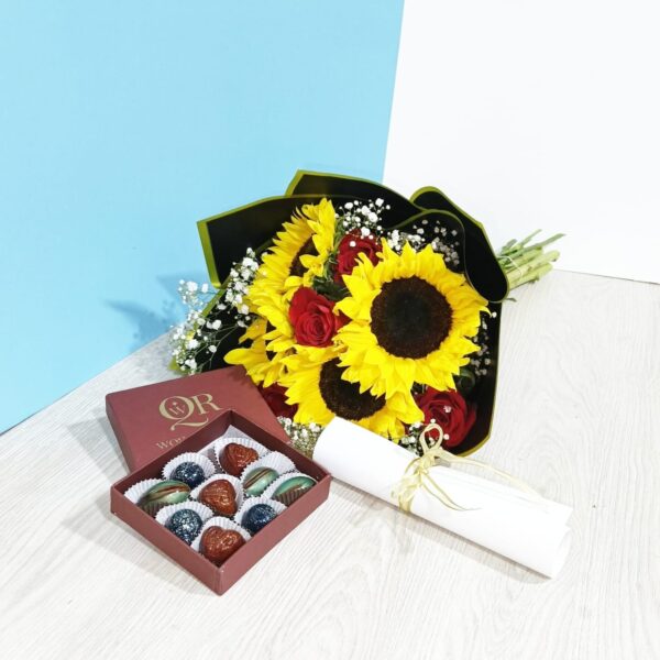 Ramo de 6 rosas y 4 Girasoles 🌹🌻